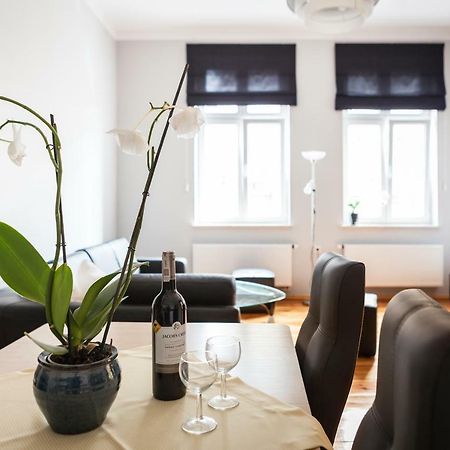 Czar Garbar Apartment Poznan Exterior photo